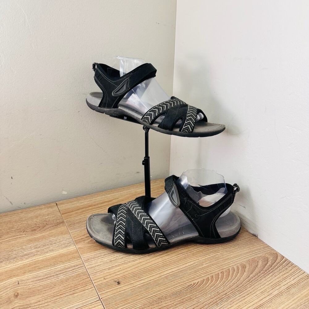 Croft And Barrow Black And Gray Hiking Sandals Women’s Size 9
